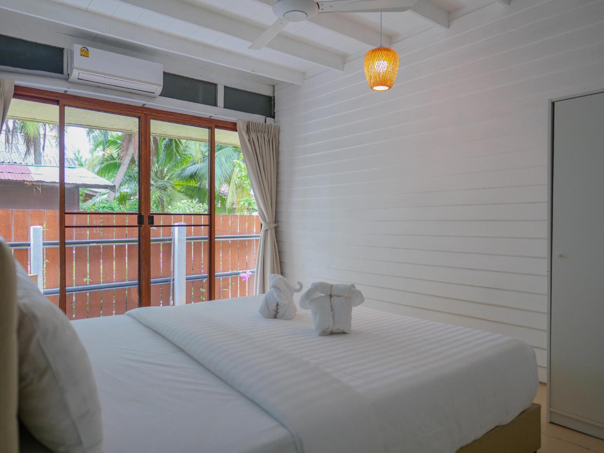 The Wooden Beach House 3Br - Sunset Beach Garden Taling Ngam Beach Exteriör bild